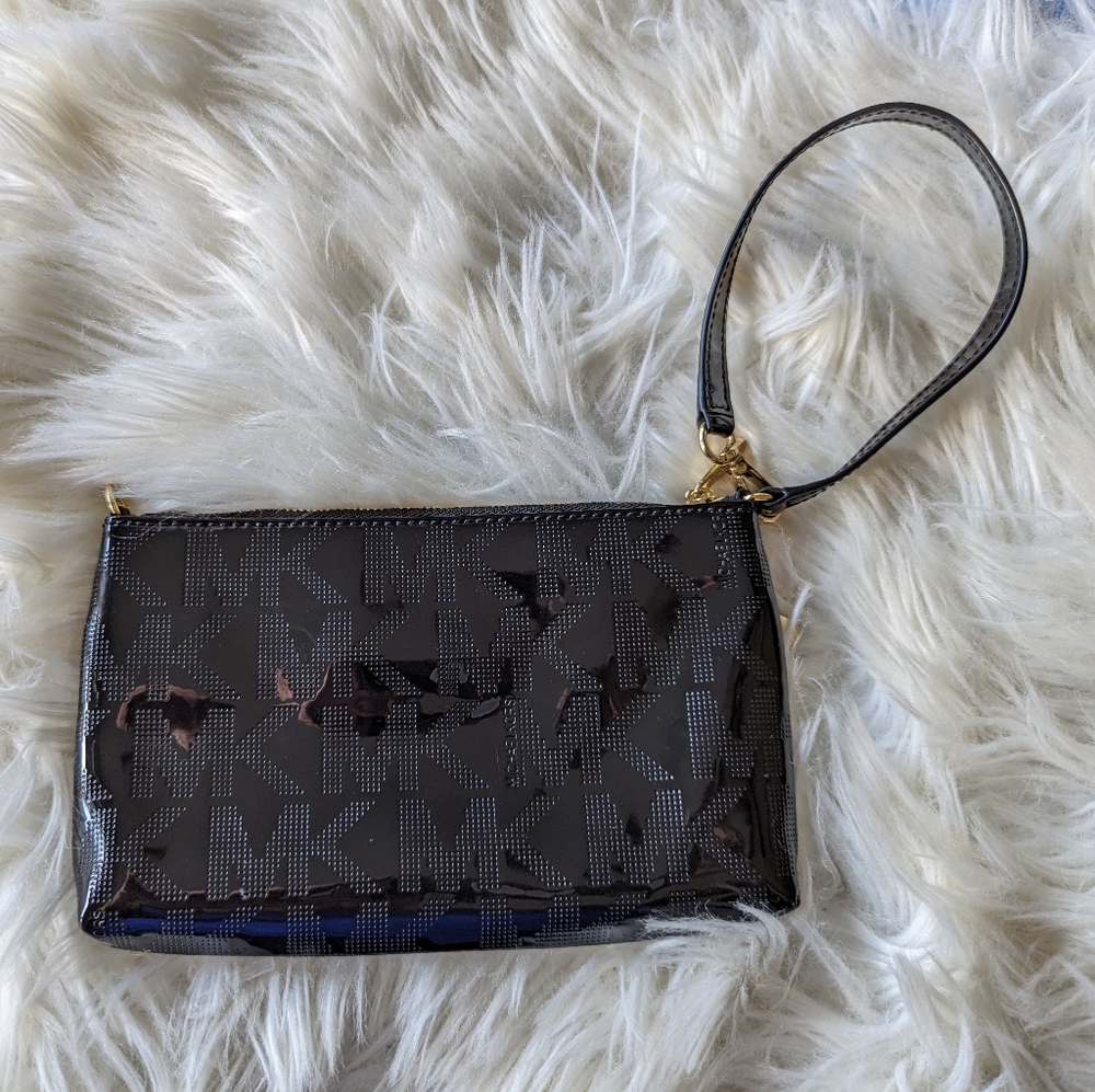 Michael Kors black patent wristlet purse - Picture 4 of 7